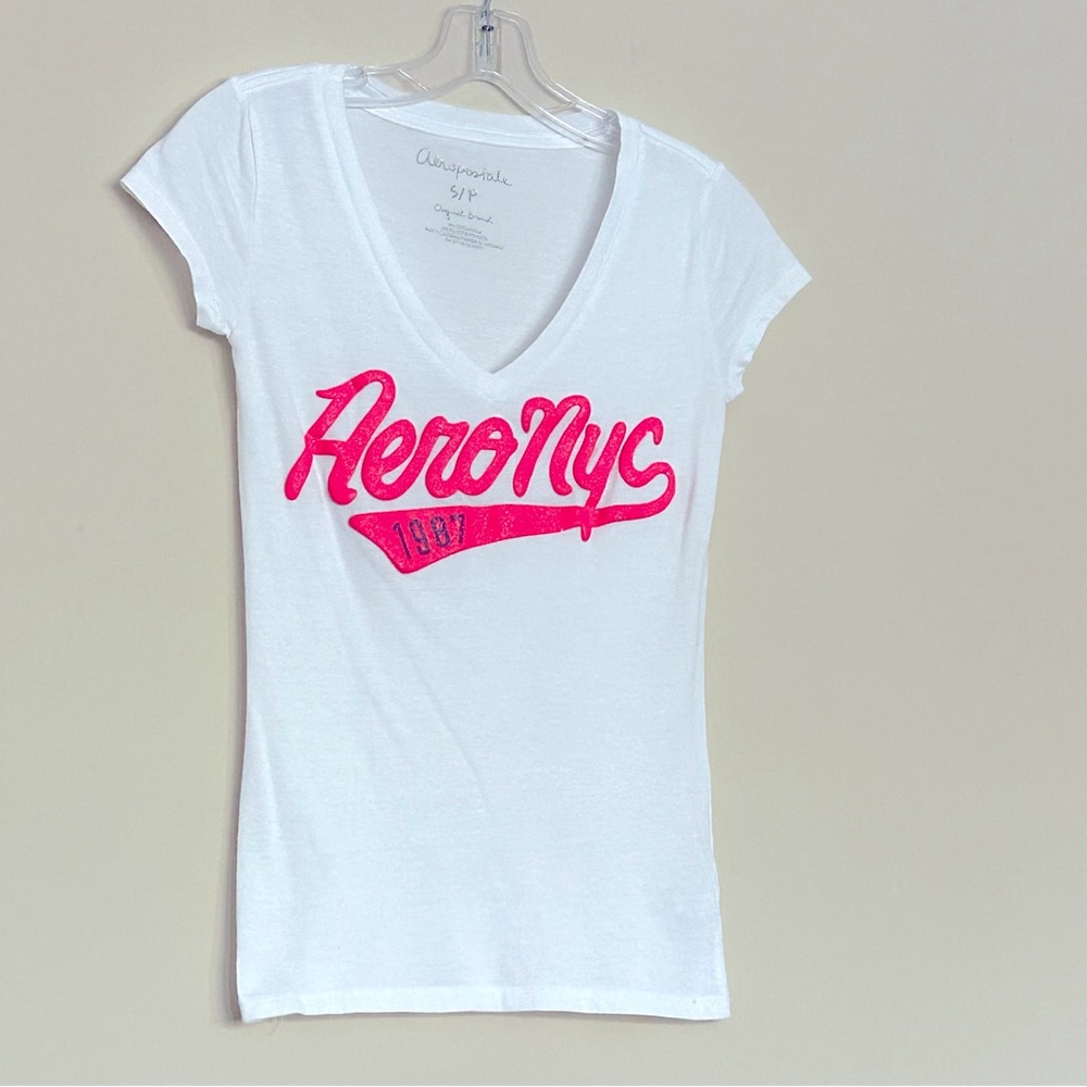 Aeropostale Women’s White V-Neck Fitted Short Sleeve Tee AERO NYC